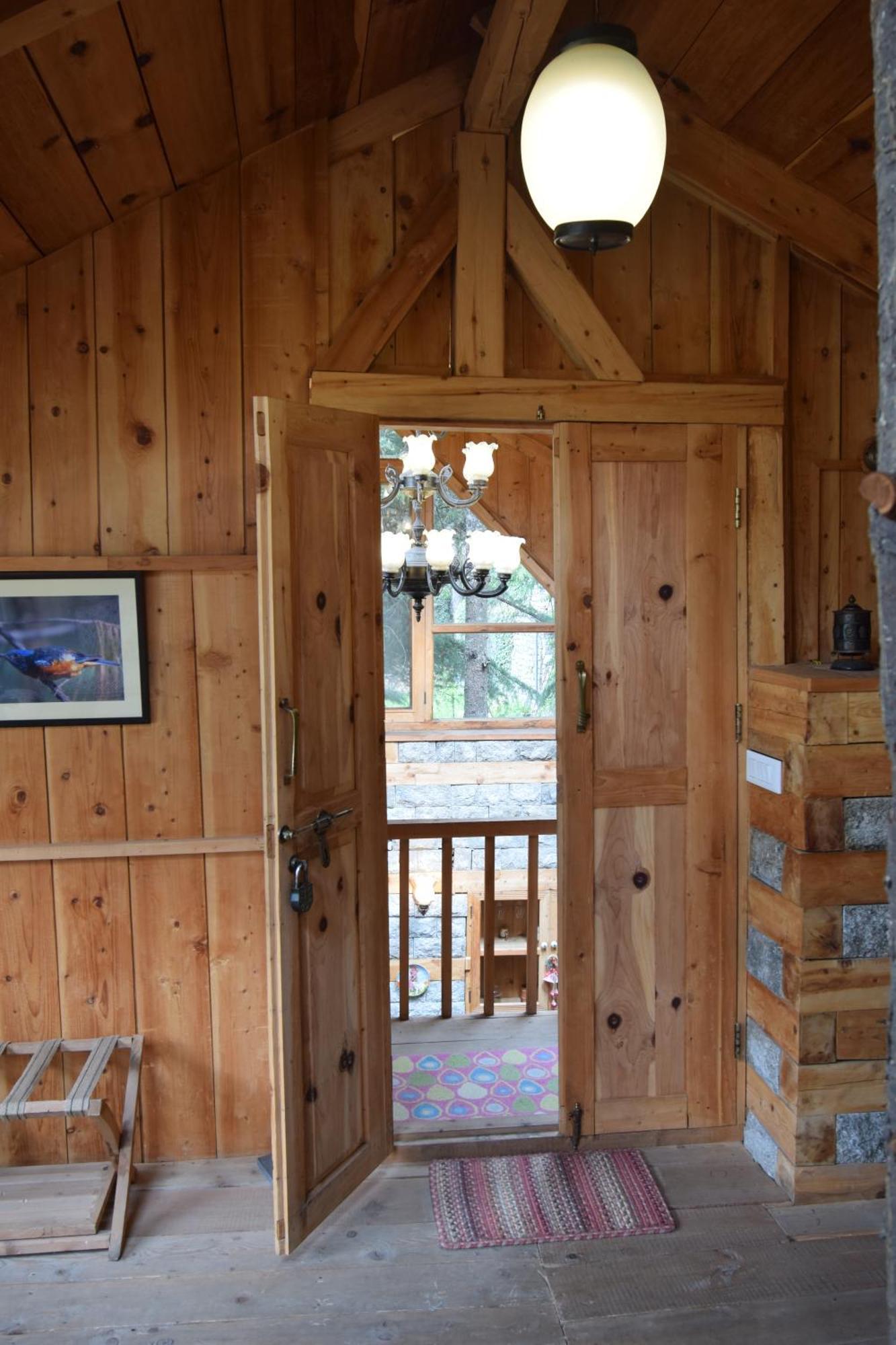 Kudrat - A Boutique Homestay- Tirthan Valley Gushaini Ngoại thất bức ảnh